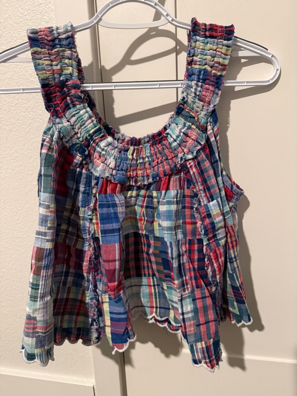 ANTHROPOLOGIE • SCALLOP TOP - Picture 4 of 8